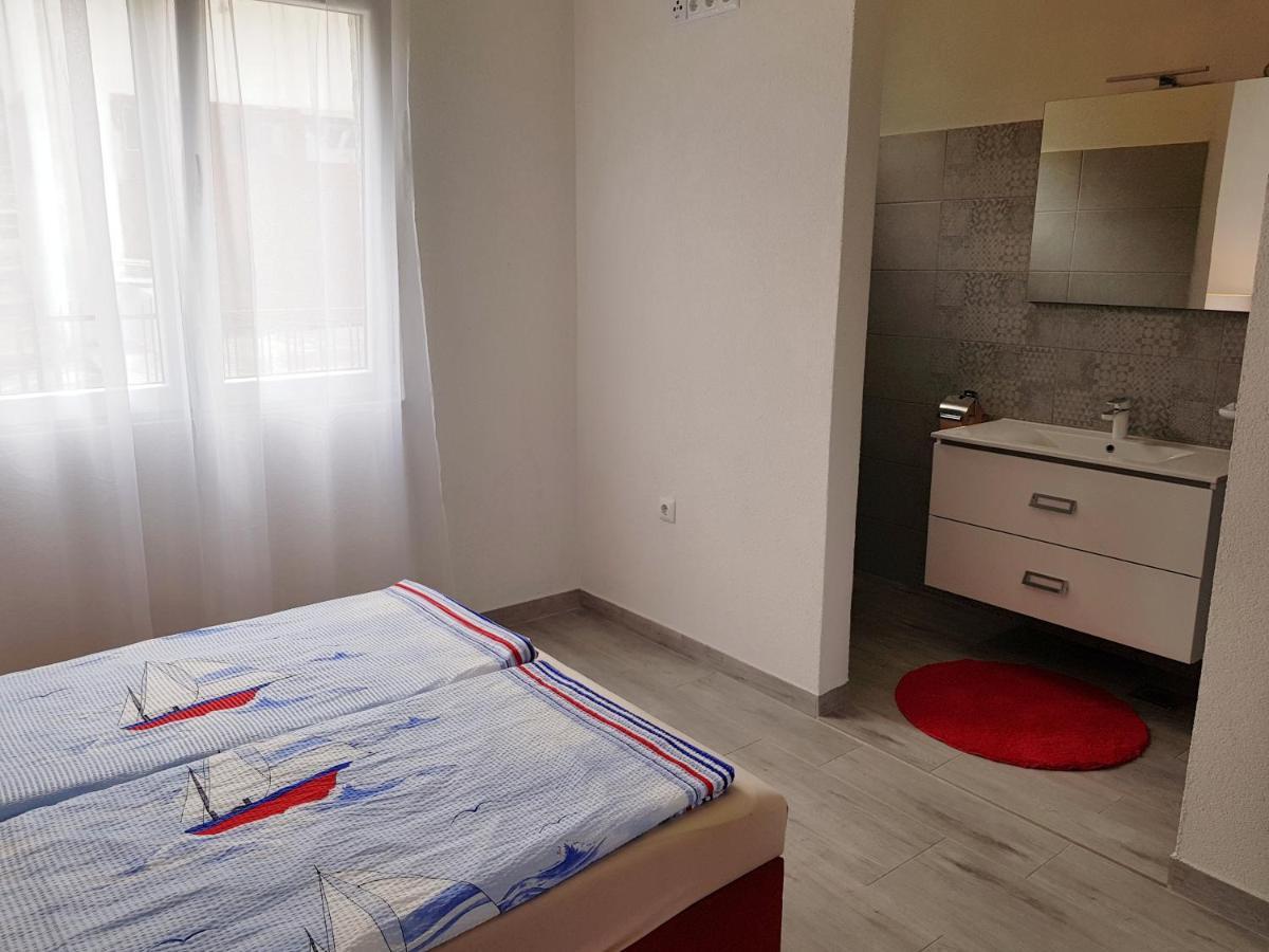 Apartamento Pink paradiso Rogoznica  Exterior foto